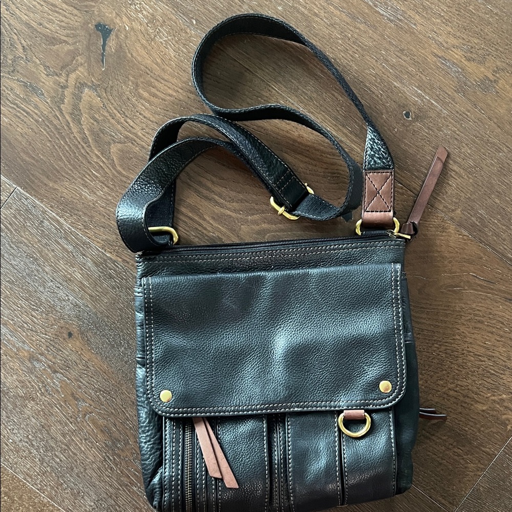 Fossil Black and Brown Leather Messenger Bag